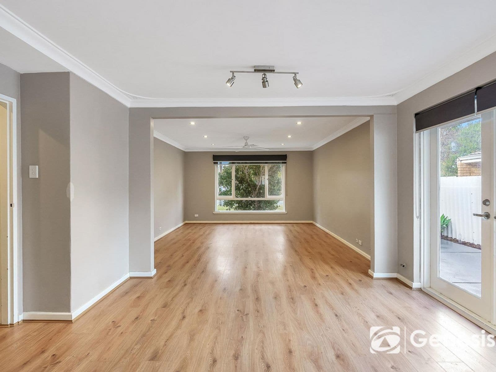 2 Dorchester Road, Forrestfield WA 6058, Forrestfield - Thumbnail 6