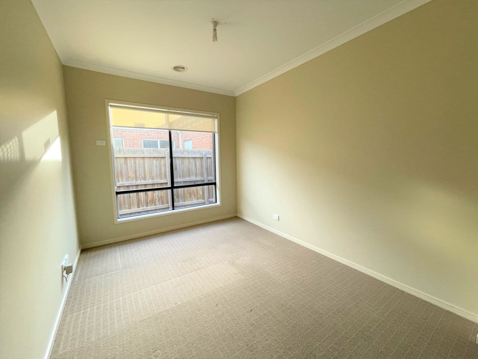 11 Landing Place, Point Cook VIC 3030, Point Cook - Thumbnail 4