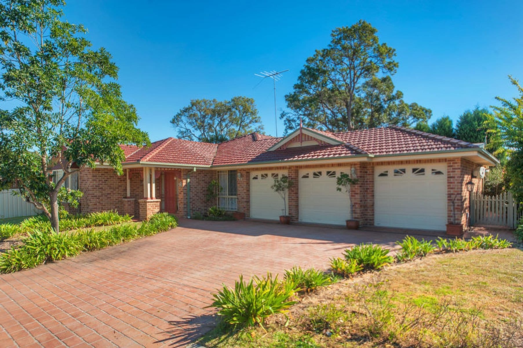 4 Buna Street, Holsworthy NSW 2173, Holsworthy - Image 1