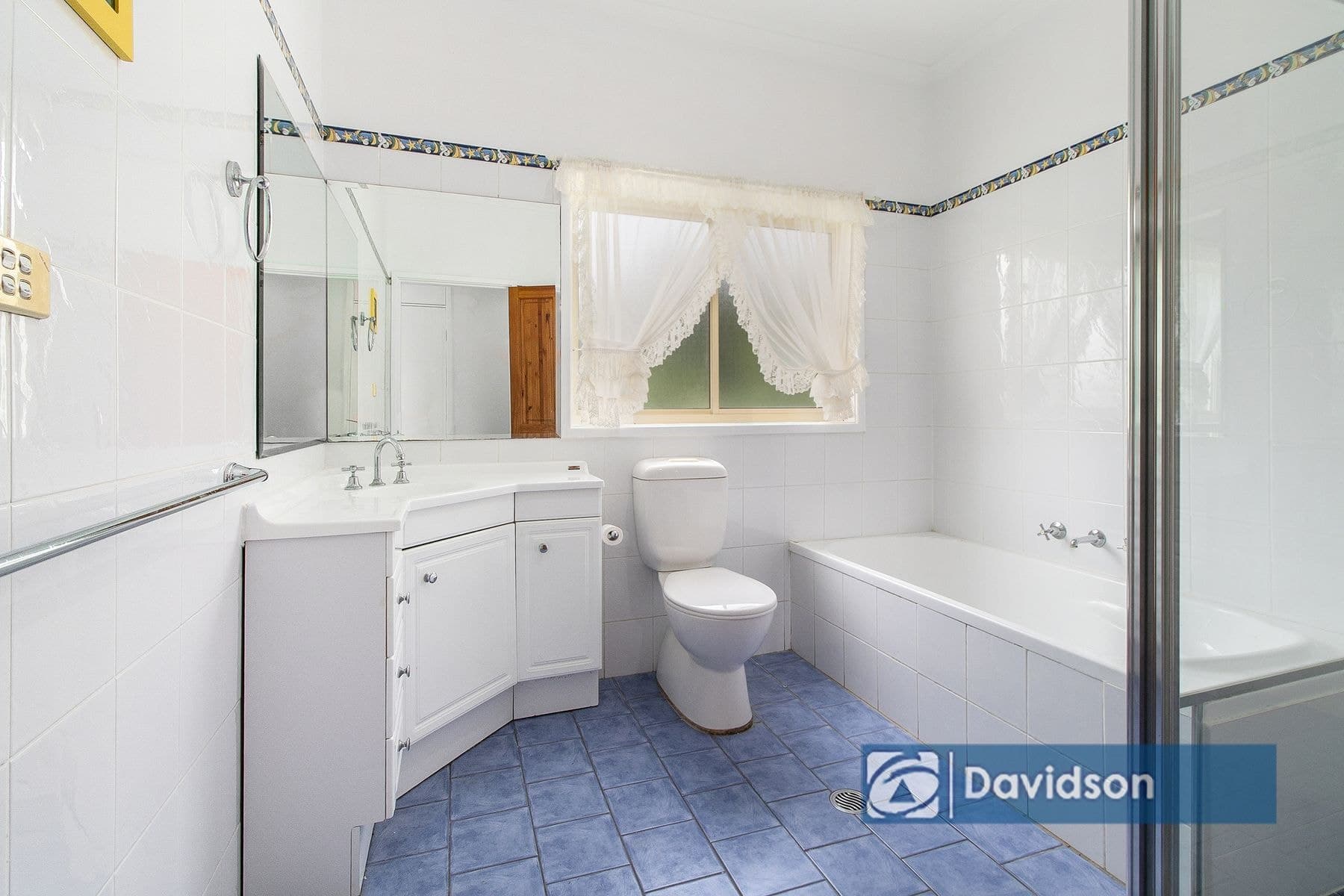 76 Miri Crescent, Holsworthy, NSW 2173, Holsworthy - Thumbnail 5