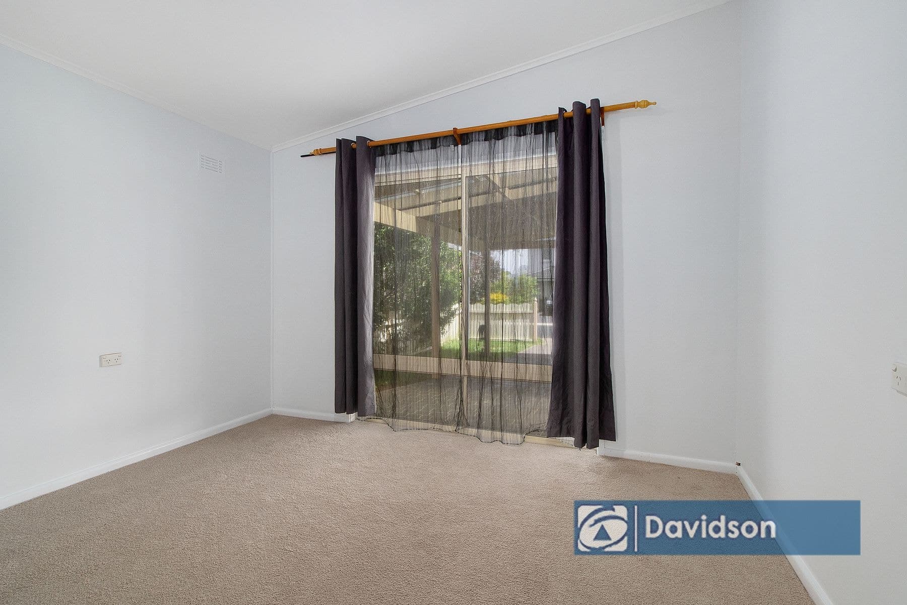 76 Miri Crescent, Holsworthy, NSW 2173, Holsworthy - Thumbnail 6