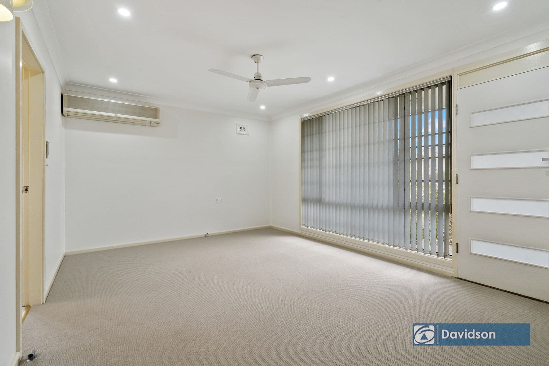 56 Miri Crescent, Holsworthy, NSW 2173, Holsworthy - Thumbnail 2