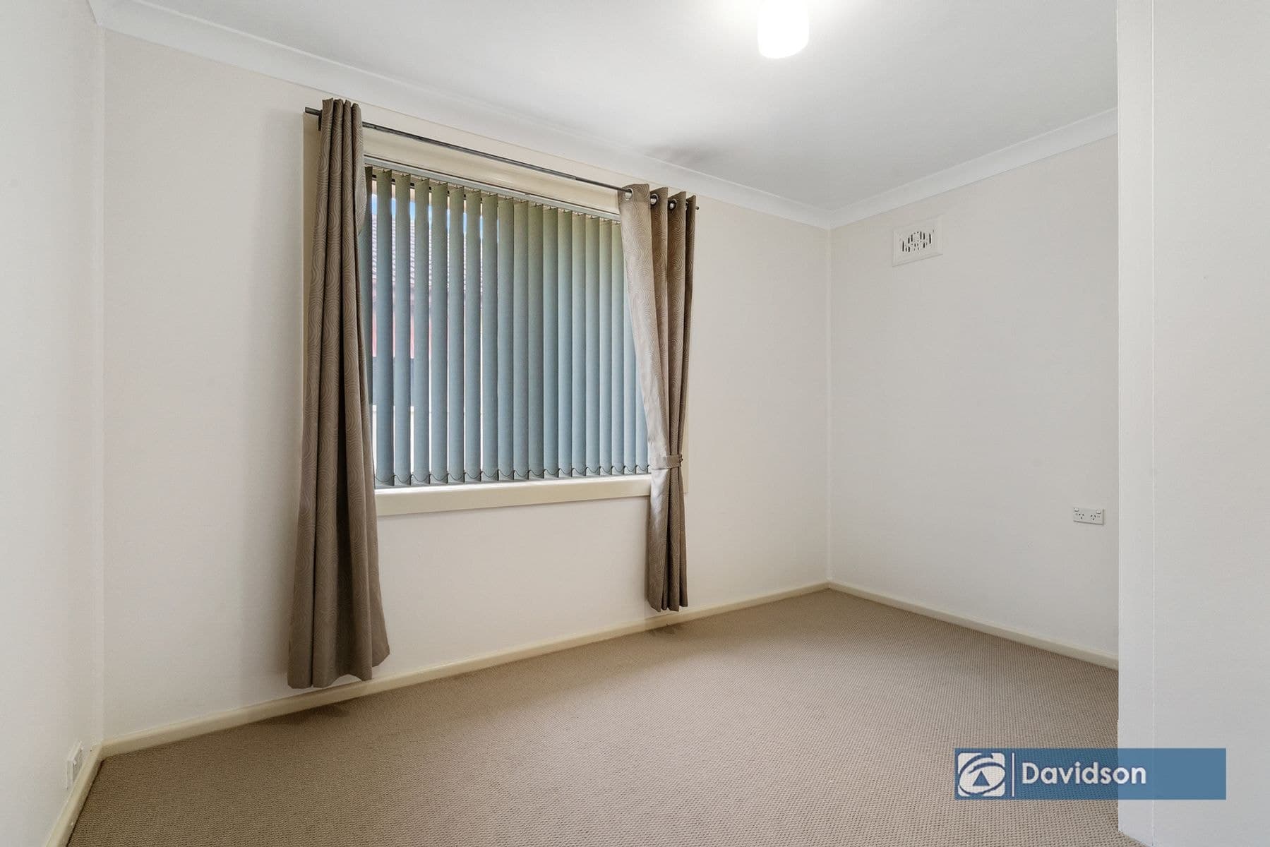 56 Miri Crescent, Holsworthy, NSW 2173, Holsworthy - Thumbnail 5