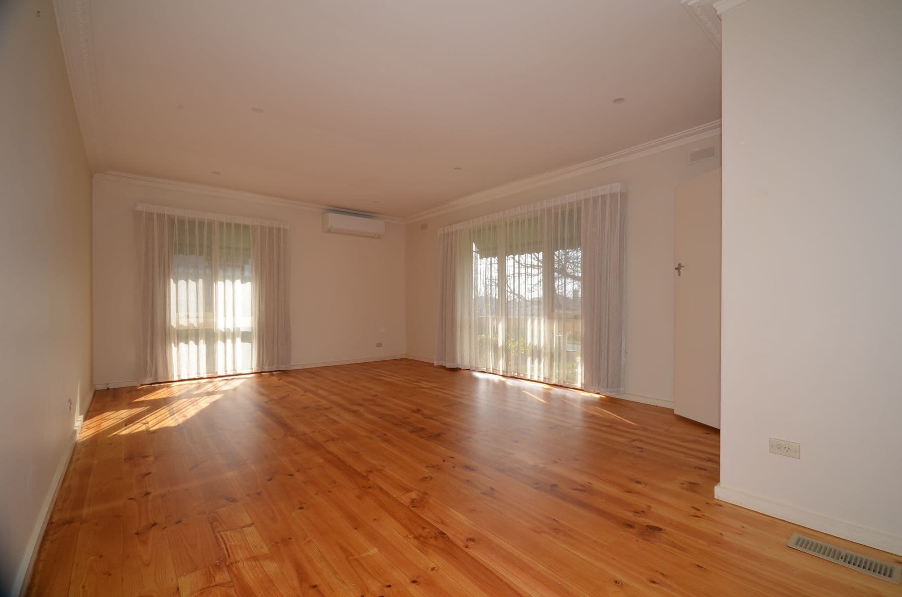10 Hunter Street, Golden Square VIC 3555, Golden Square - Thumbnail 3