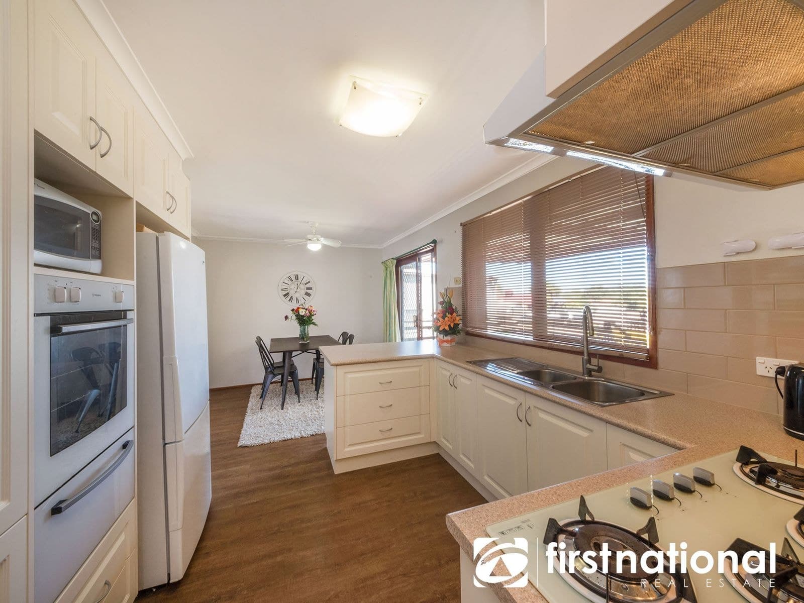 2 Brentnall Court, Hampton Park VIC 3976, Hampton Park - Thumbnail 2