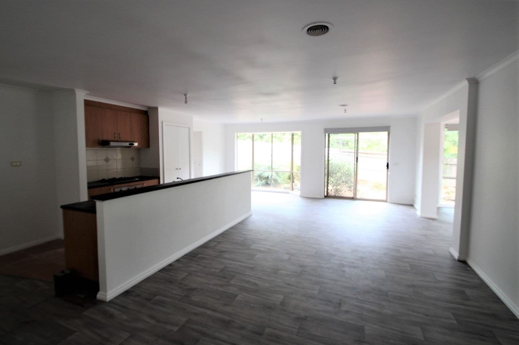115 Woori Yallock Road, Cockatoo VIC 3781, Cockatoo - Thumbnail 2