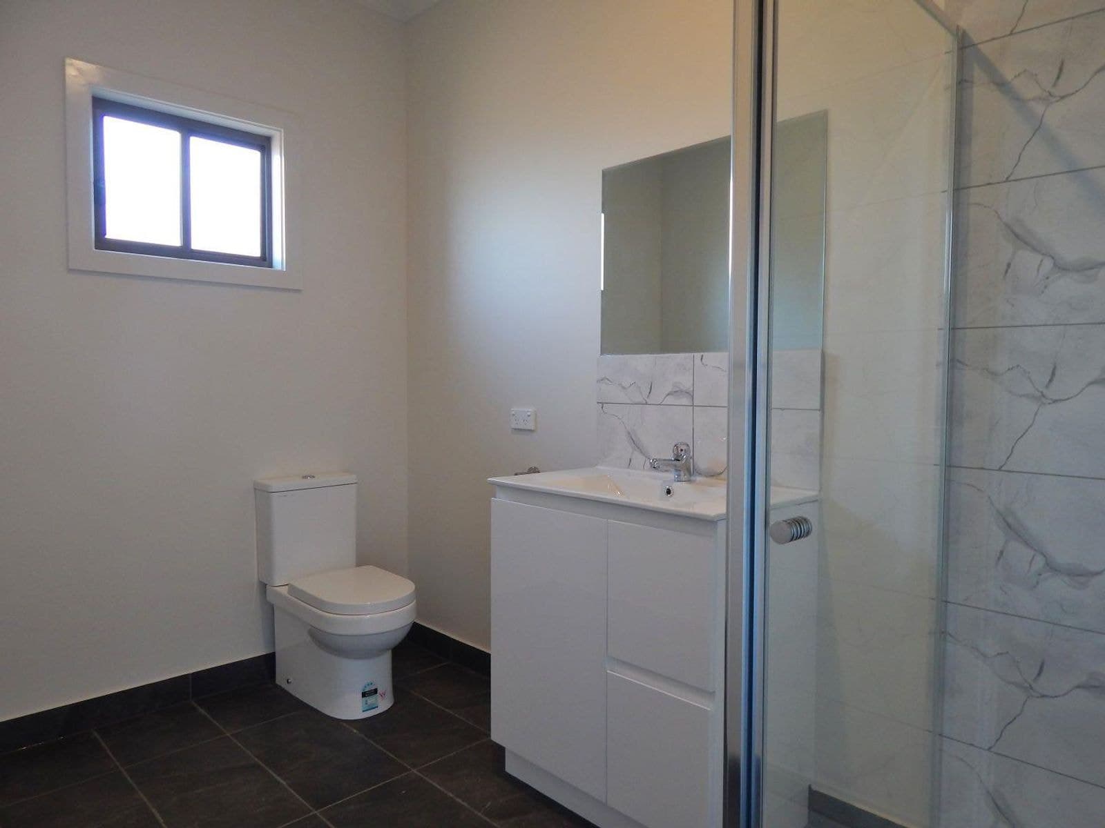 2/38 Pickett Street, Reservoir VIC 3073, Reservoir - Thumbnail 6
