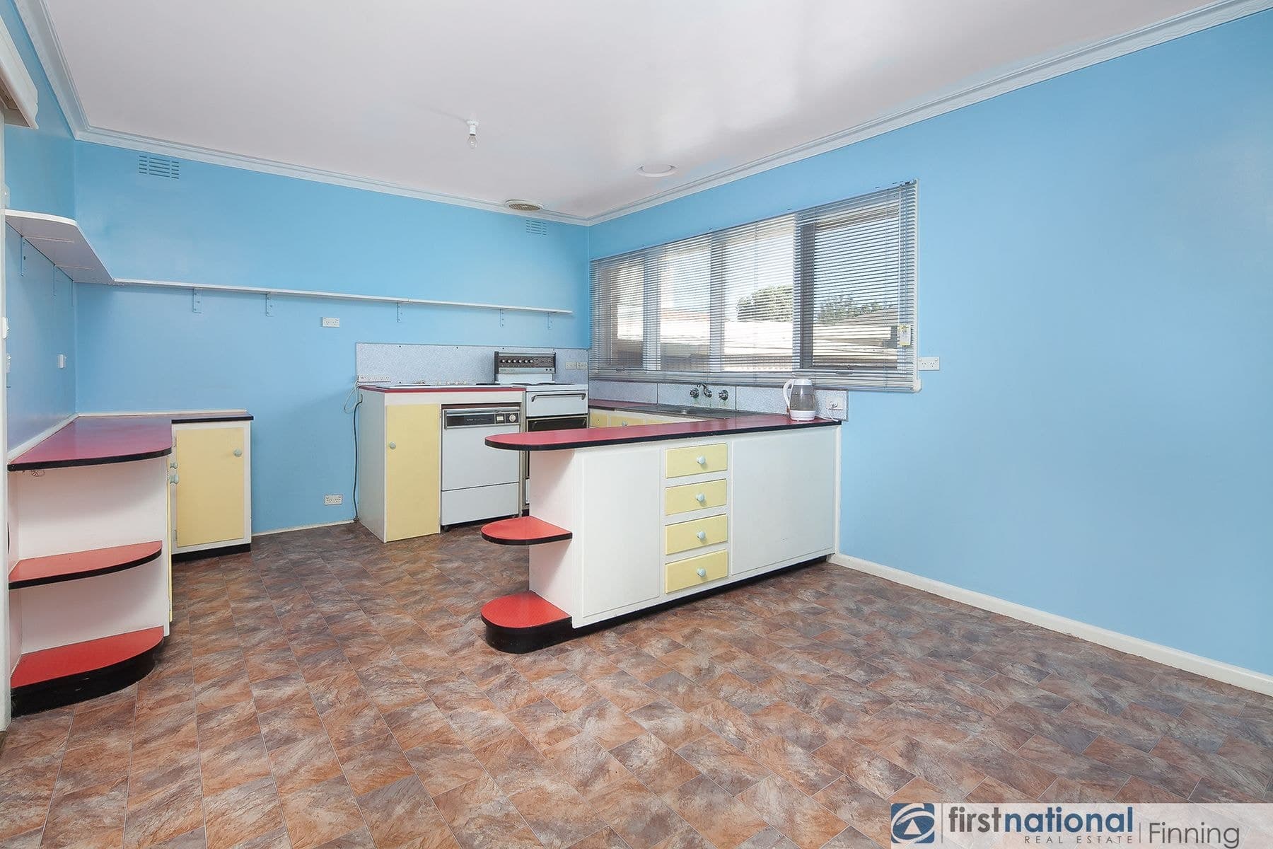 15 Bakewell Street, Cranbourne VIC 3977, Cranbourne - Thumbnail 3