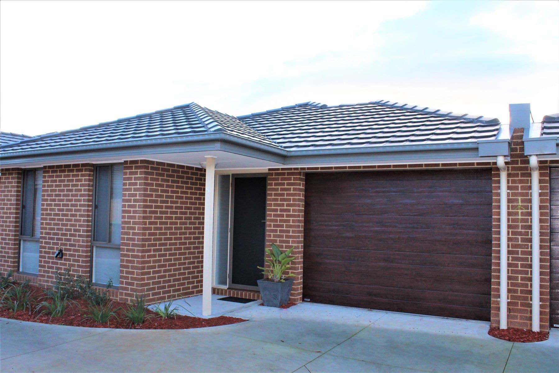 5/18-20 Main South Road, Drouin VIC 3818, Drouin - Thumbnail 2