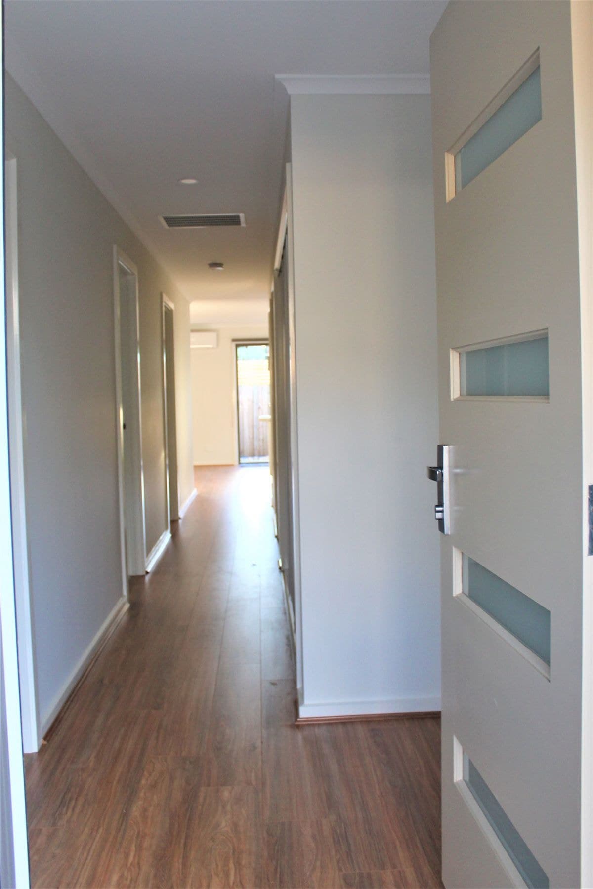 5/18-20 Main South Road, Drouin VIC 3818, Drouin - Thumbnail 3