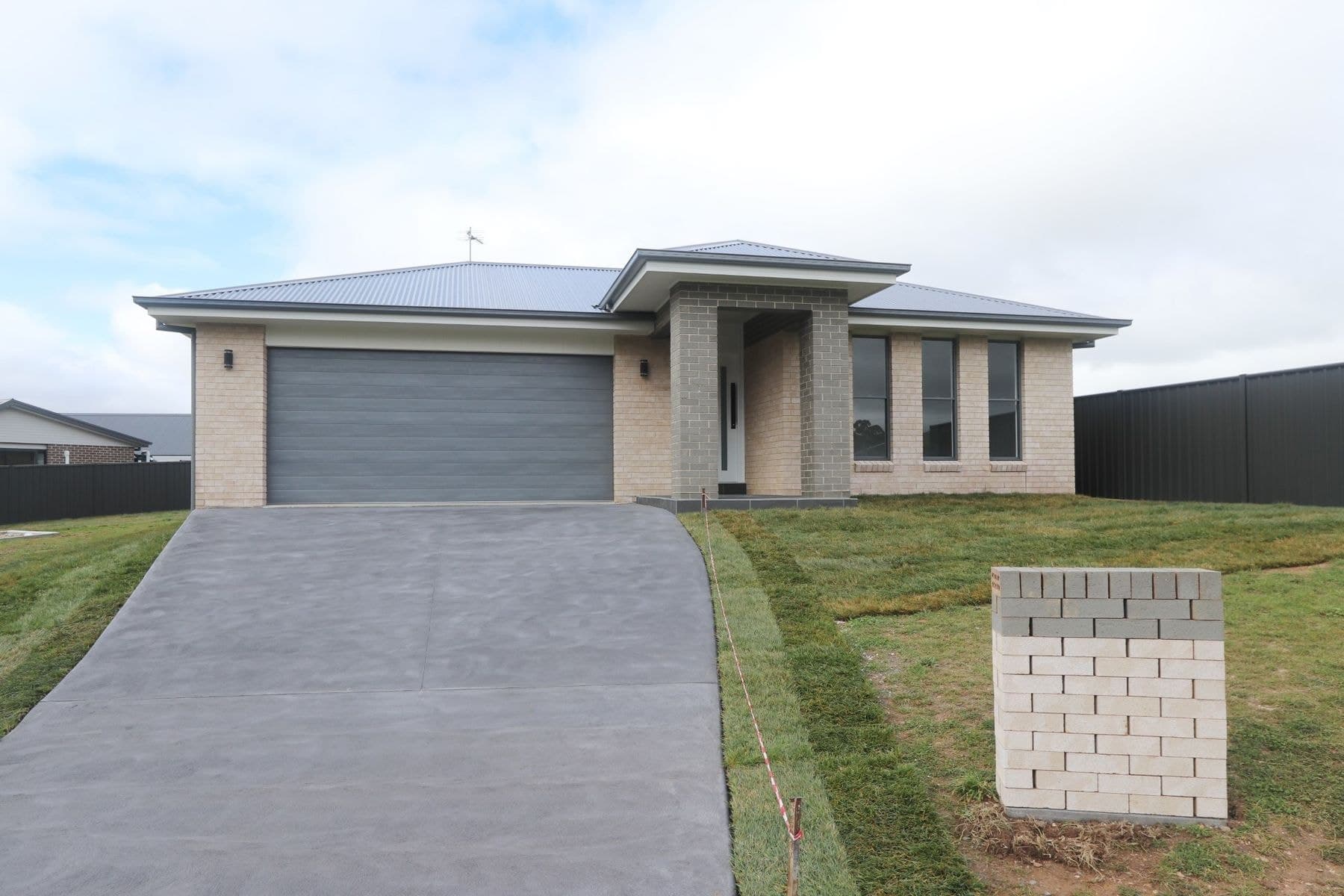 22 Madeleine Drive, Goulburn NSW 2580, Goulburn - Image 1