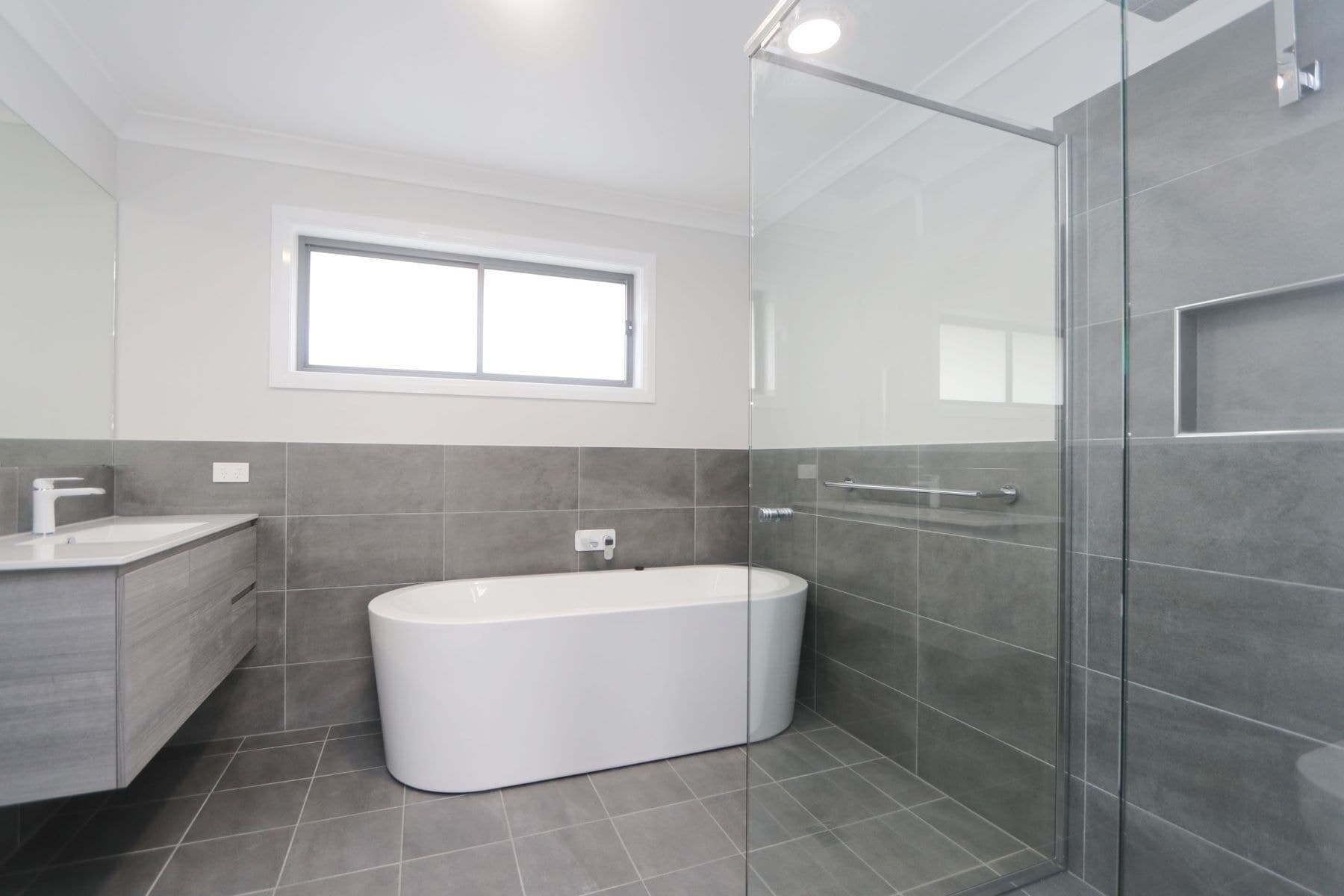 22 Madeleine Drive, Goulburn NSW 2580, Goulburn - Thumbnail 5