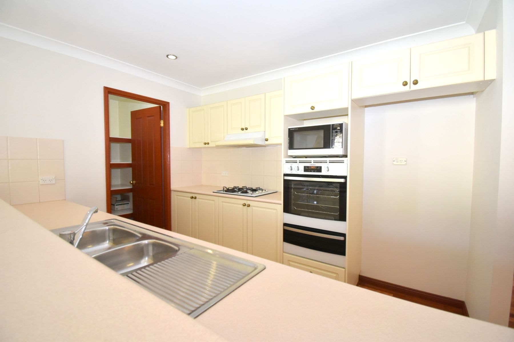 1 Cowdery Way, Currans Hill NSW 2567, Currans Hill - Thumbnail 5