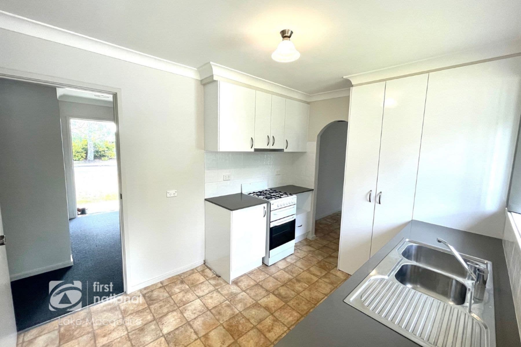 1 Durham Drive, Edgeworth, NSW 2285, Edgeworth - Thumbnail 4
