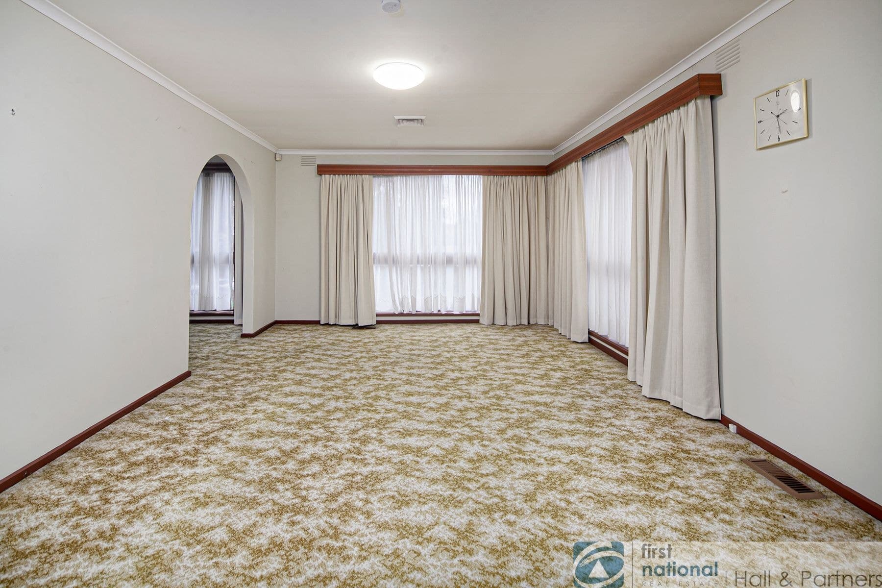 156 Outlook Drive, Dandenong North VIC 3175, Dandenong North - Thumbnail 5