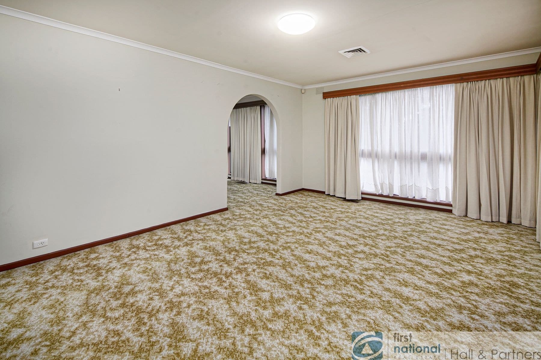 156 Outlook Drive, Dandenong North VIC 3175, Dandenong North - Thumbnail 4