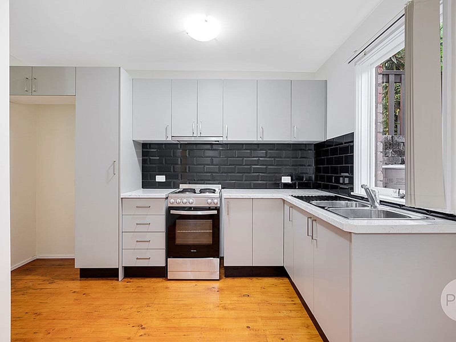 10 The Sanctuary Drive, Leonay, NSW 2750, Leonay - Thumbnail 4