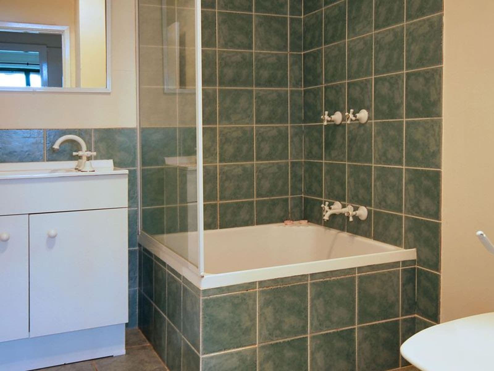 23 Thompson Crescent, Tamworth NSW 2340, Tamworth - Thumbnail 8