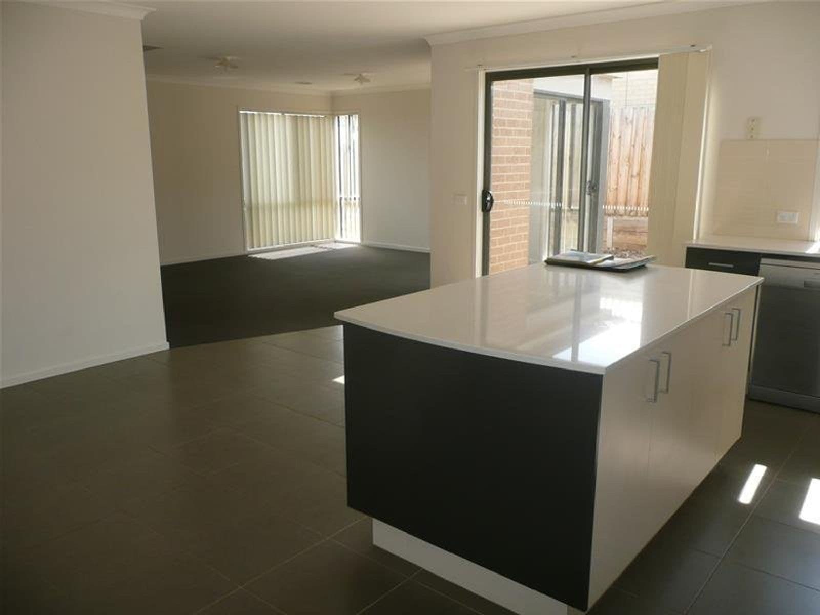 3 Goodenia Court, Bacchus Marsh VIC 3340, Bacchus Marsh - Thumbnail 3