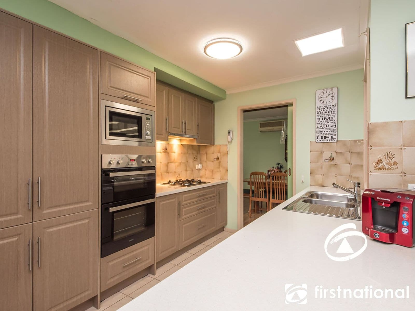 2 Poorinda Rise, Narre Warren VIC 3805, Narre Warren - Thumbnail 4