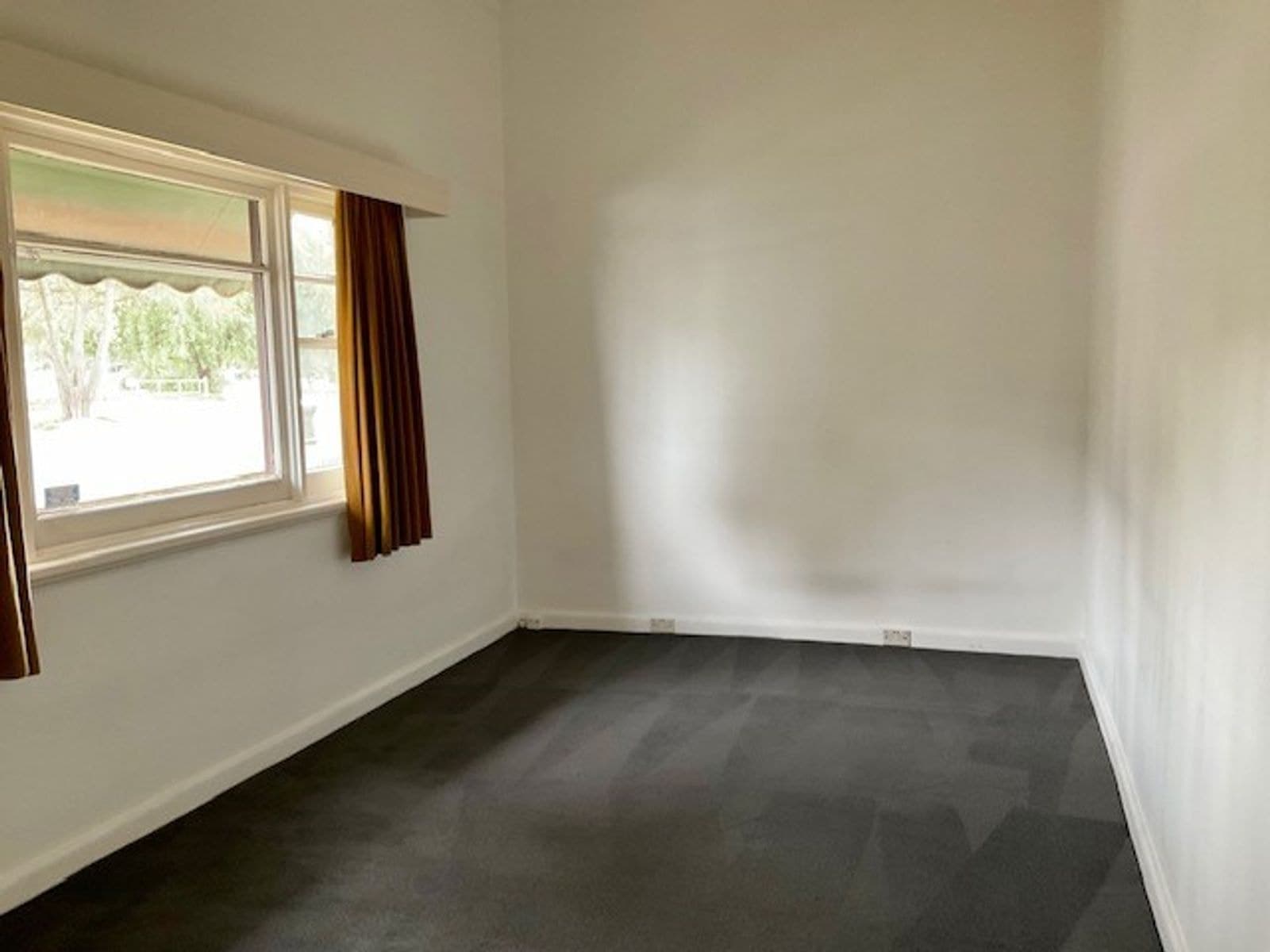 2 Greaves Street South, Werribee VIC 3030, Werribee - Thumbnail 6