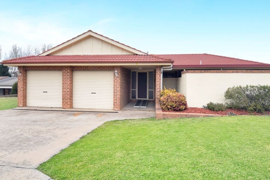 4 Collins Close, Kelso NSW 2795, Kelso - Image 1