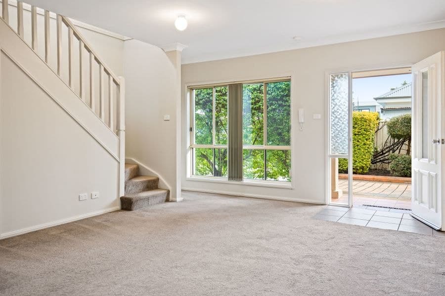 2/20 Winsor Street, Merewether NSW 2291, Merewether - Image 1