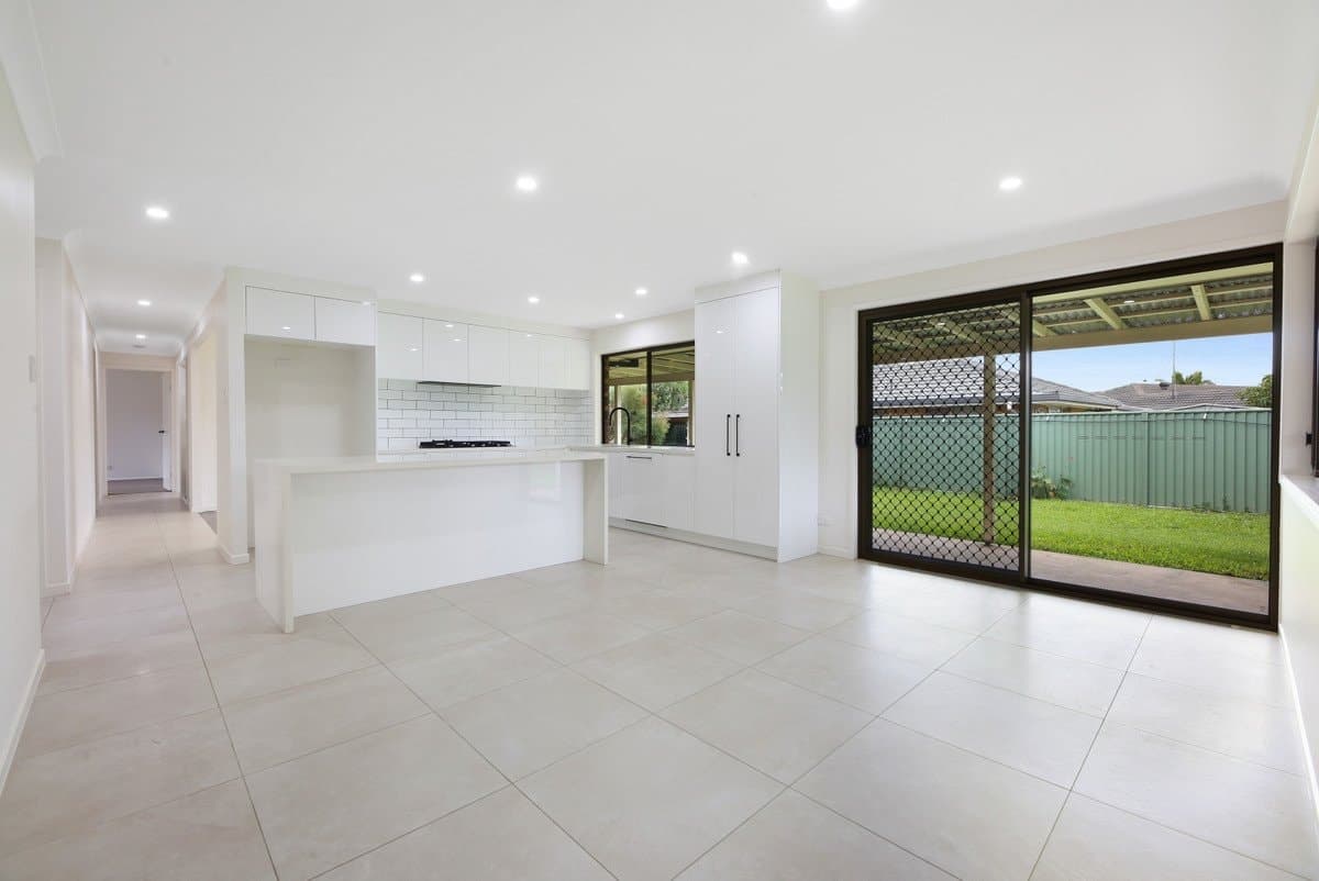 8 Whipbird Court, Burleigh Waters QLD 4220, Burleigh Waters - Thumbnail 5