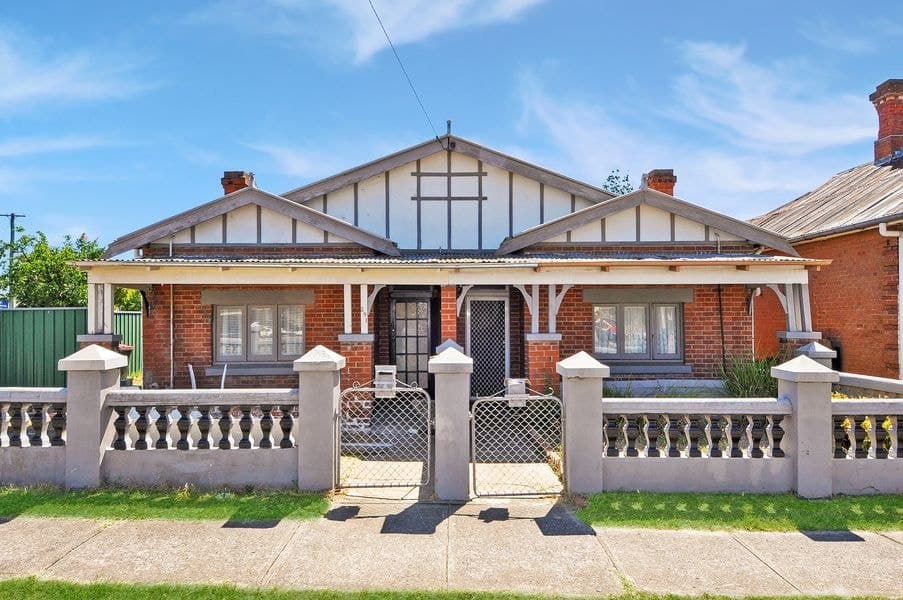 289 Russell Street, Bathurst NSW 2795, Bathurst - Image 1