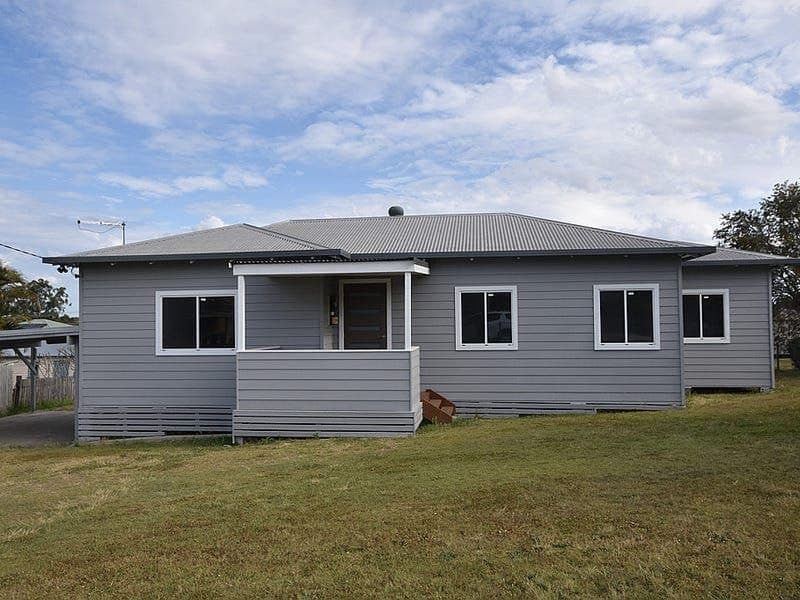 77 Stapleton Avenue, Casino NSW 2470, Casino - Image 1