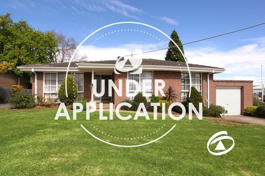 1/4-6 Gibb Street, Berwick VIC 3806, Berwick - Image 1