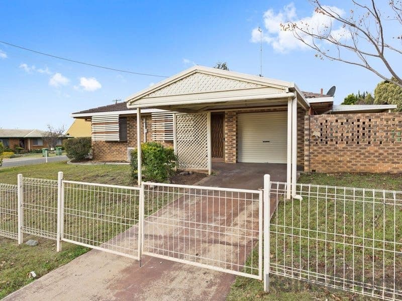 2/2 Noll Street, Kearneys Spring QLD 4350, Kearneys Spring - Image 1