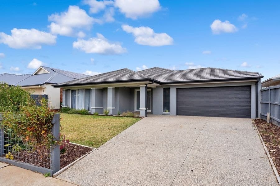39 Benalla Avenue, Eynesbury VIC 3338, Eynesbury - Image 1