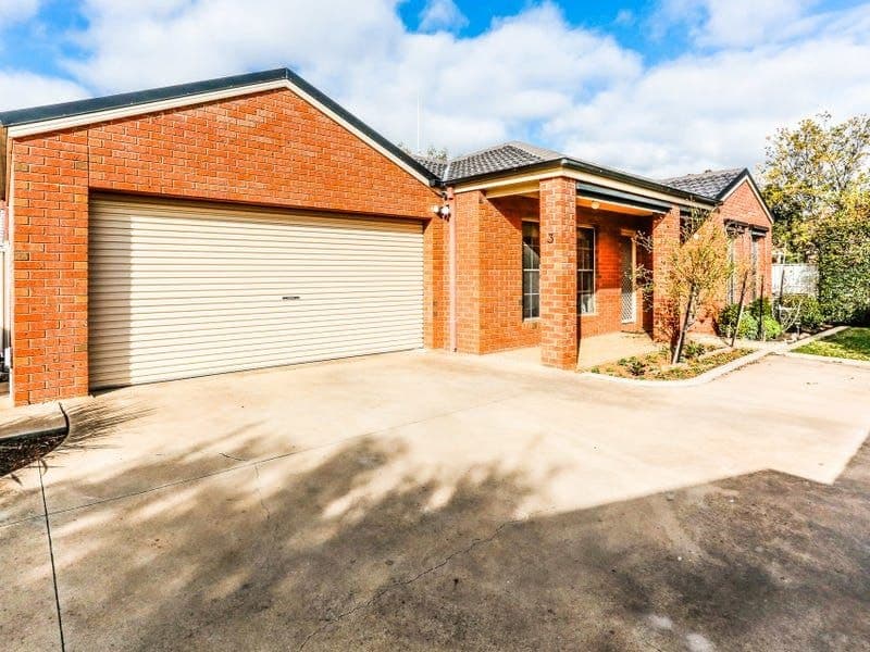 3/2 Riverina Parade, Echuca VIC 3564, Echuca - Image 1