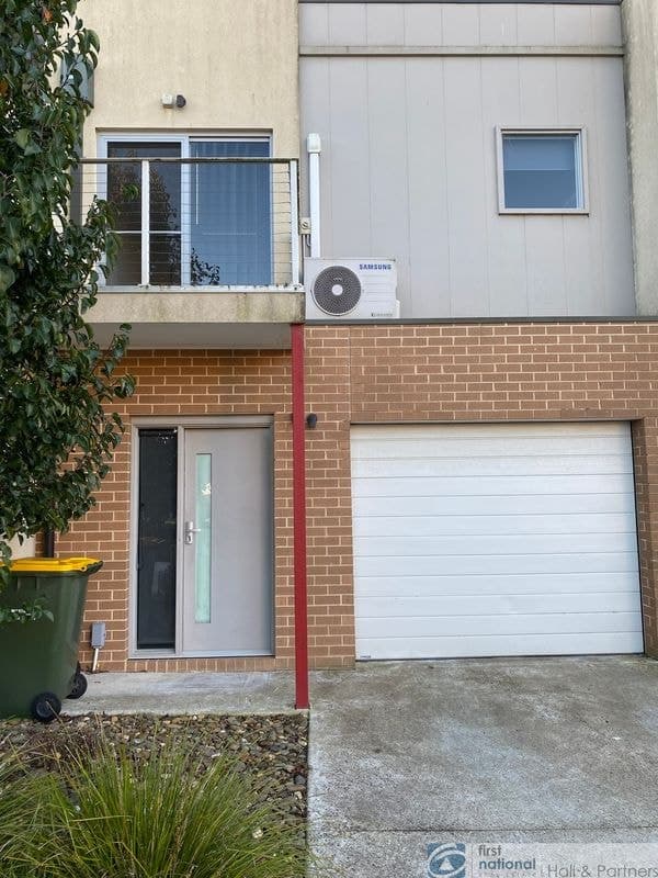 3/2 Sanoma Drive, Skye VIC 3977, Skye - Image 1