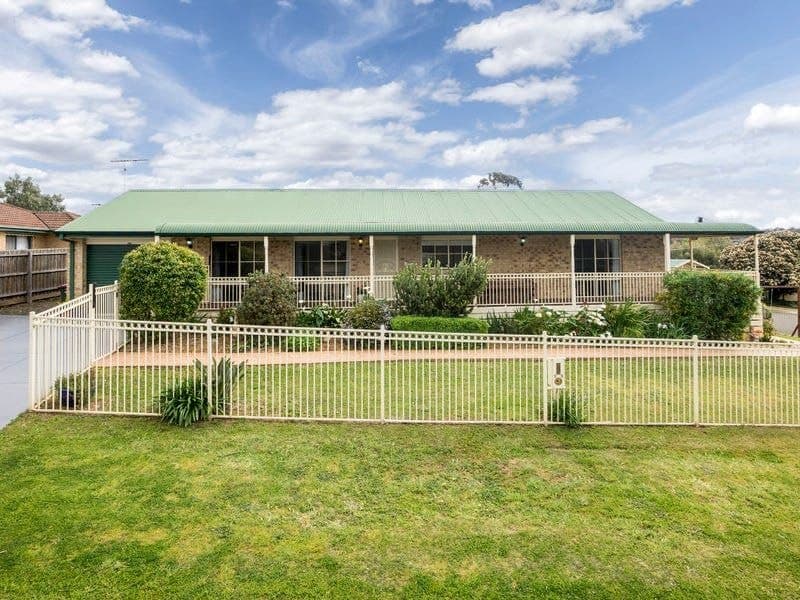 35 Beresford Crescent, Darley VIC 3340, Darley - Image 1