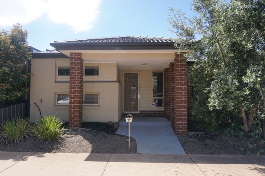 34 Tom Roberts Parade, Point Cook VIC 3030, Point Cook - Image 1
