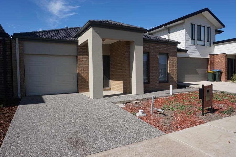 7 Gibson Avenue, Point Cook VIC 3030, Point Cook - Image 1