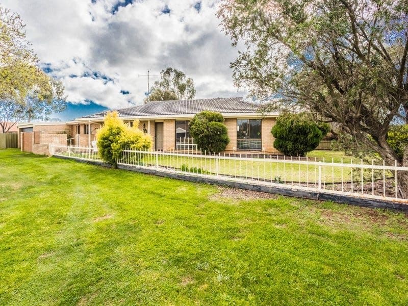 28 Regent Street, Moama NSW 2731, Moama - Image 1