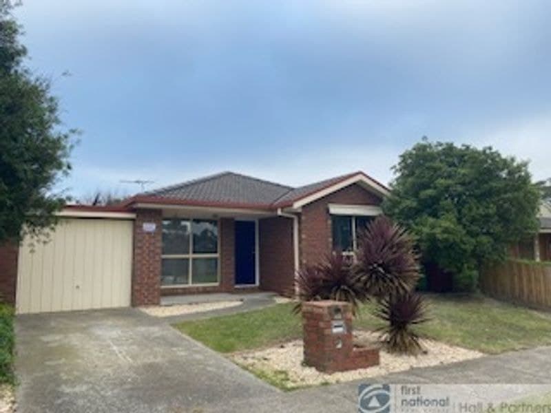 22 Euroa Avenue, Berwick VIC 3806, Berwick - Image 1