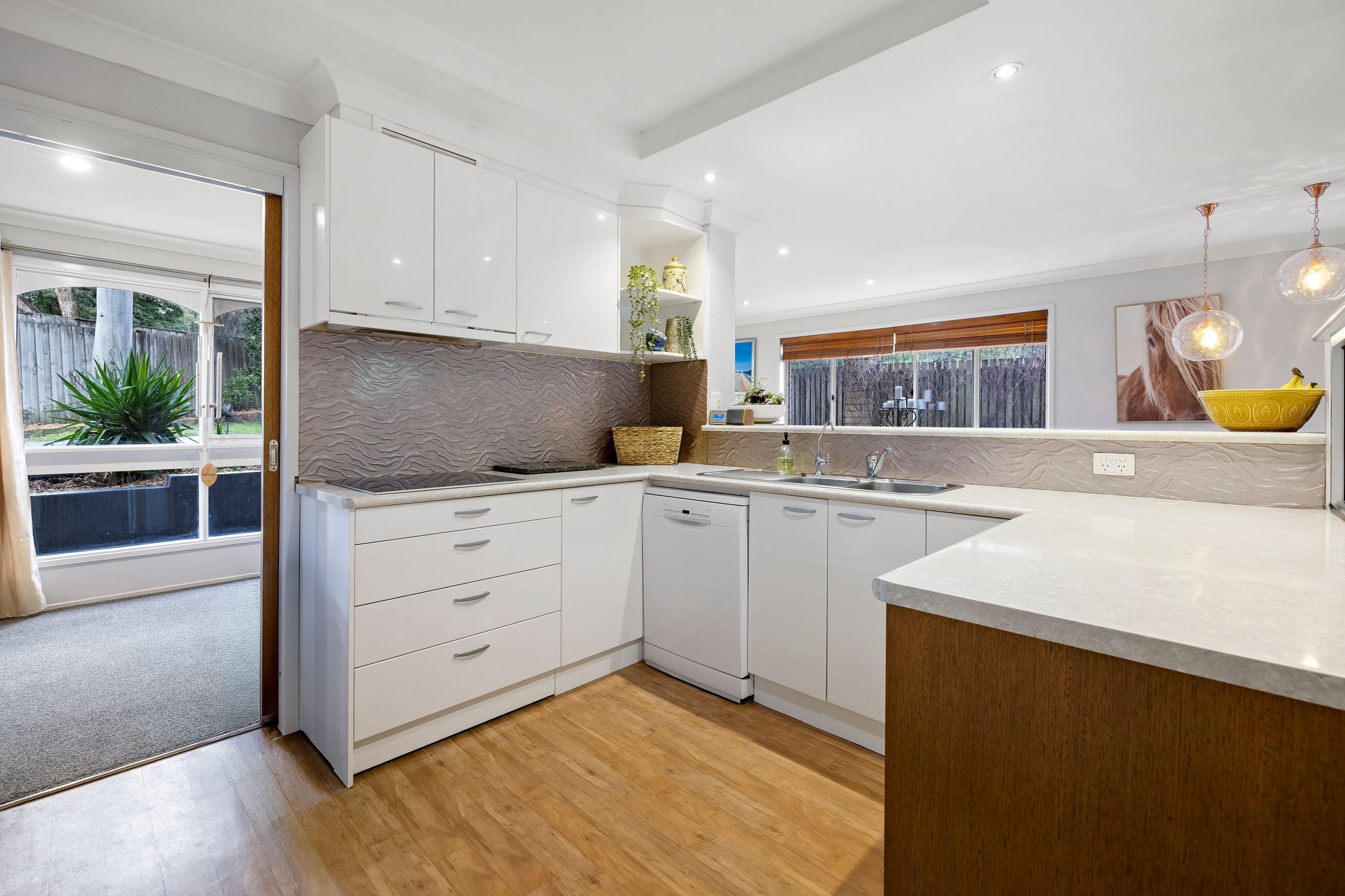 5 Rimfire Crescent, Cranbourne VIC 3977, Cranbourne - Thumbnail 4