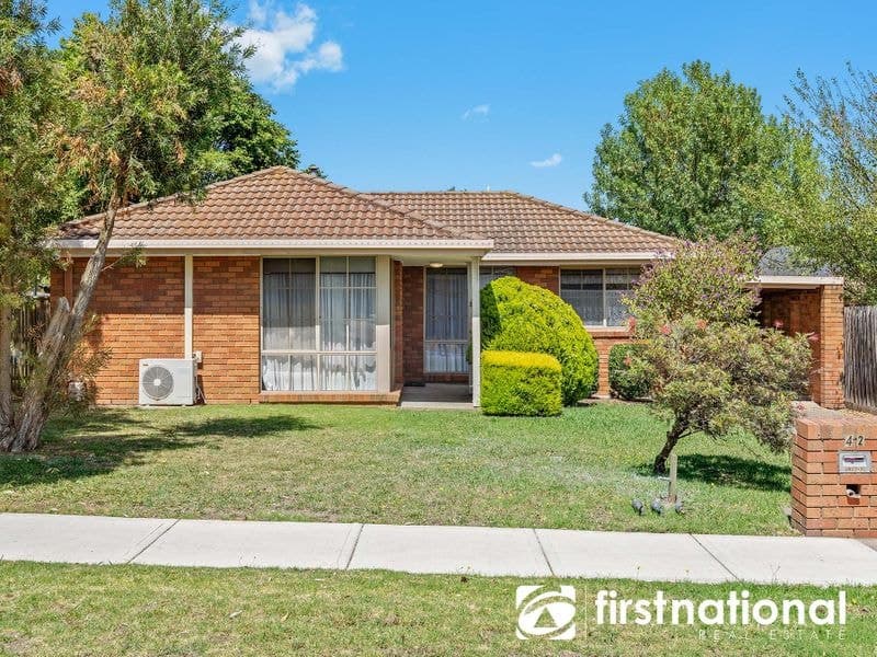 1/42 Strathavan Drive, Berwick VIC 3806, Berwick - Image 1