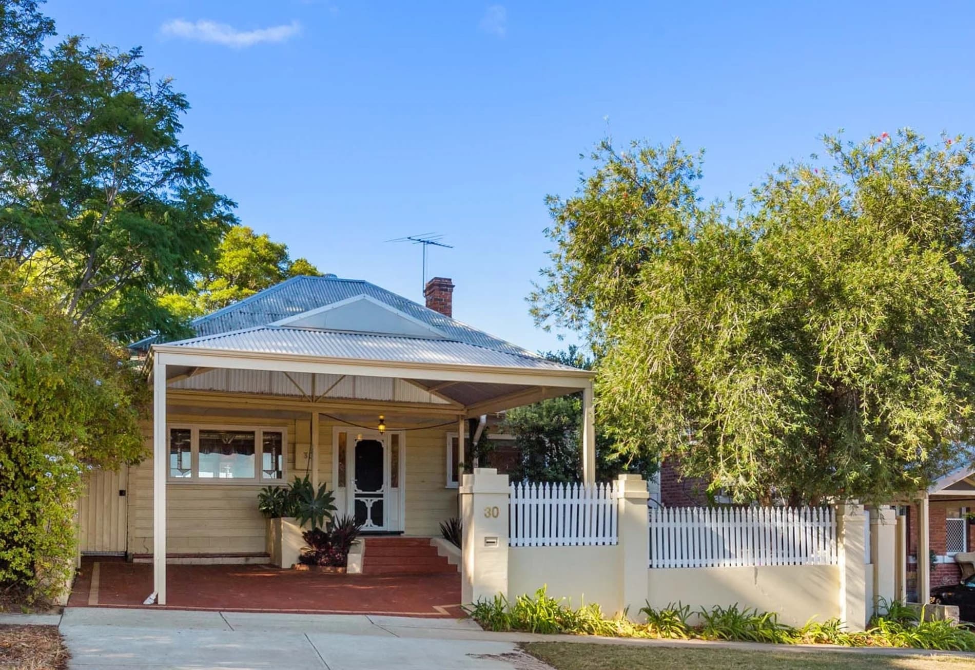 6/27 Falkirk Avenue, MAYLANDS WA 6051, Maylands - Image 1