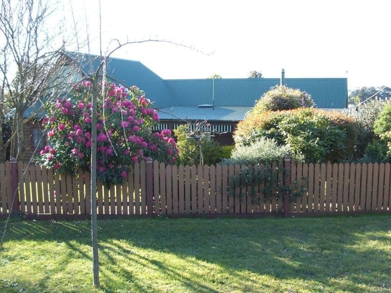 13 Innes Road, Gembrook VIC 3783, Gembrook - Image 1