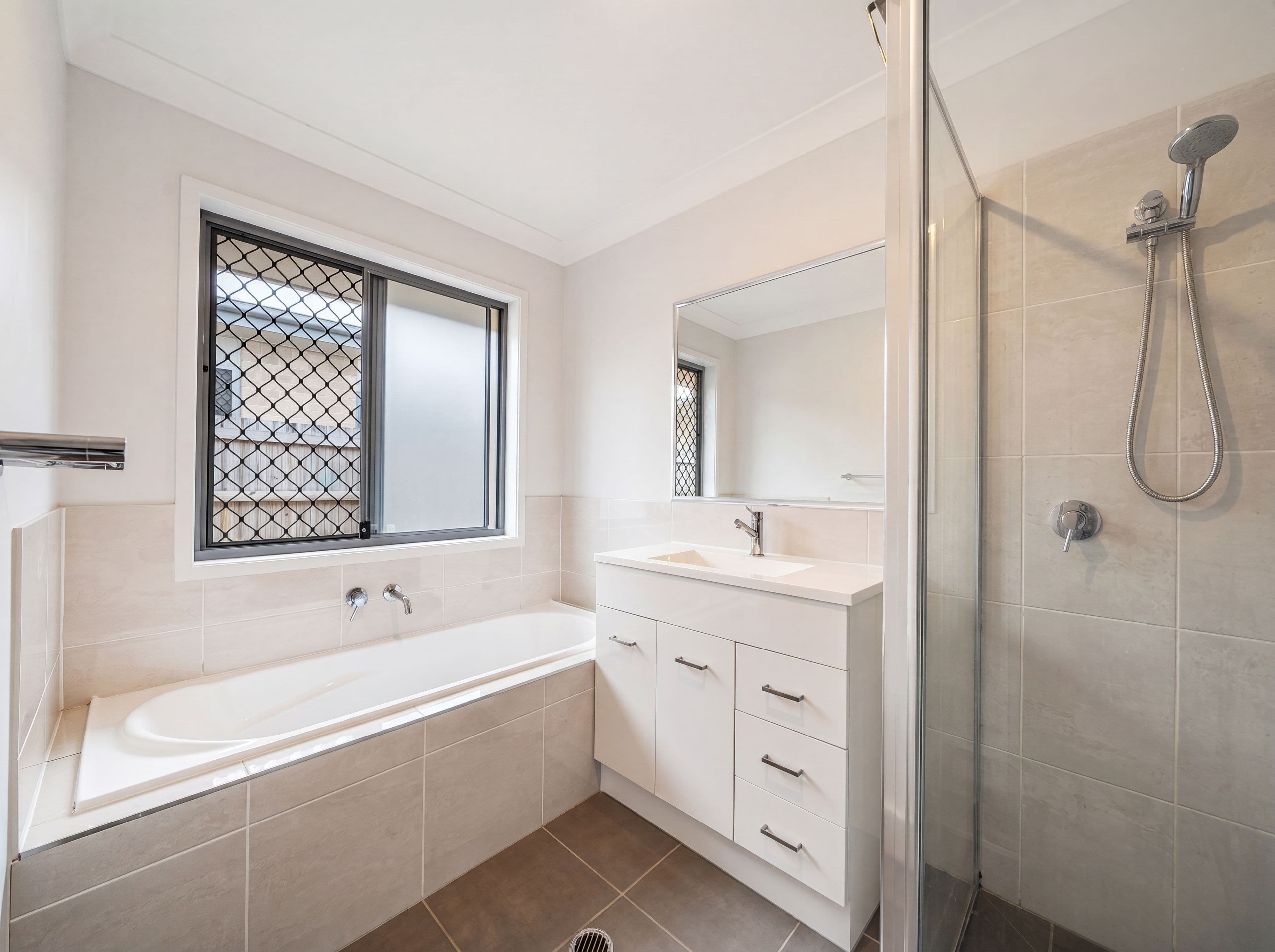 1&2/12A Cornelius Street, Clontarf QLD 4019, Clontarf - Thumbnail 6
