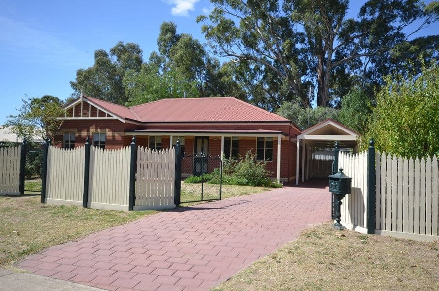 2 Springhill Drive, Spring Gully VIC 3550, Spring Gully - Image 1