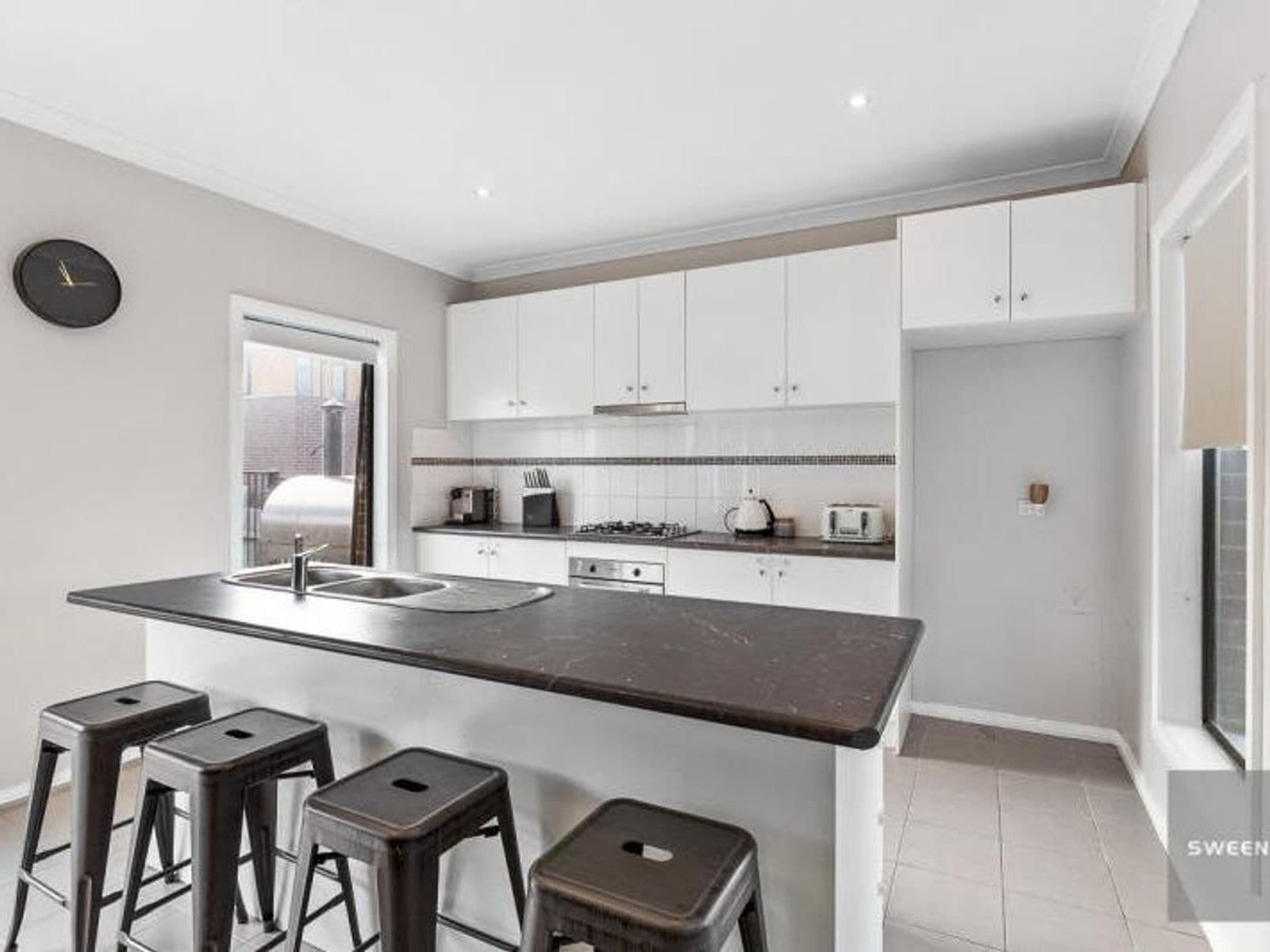 4/10-12 Ross Street, Bacchus Marsh VIC 3340, Bacchus Marsh - Thumbnail 3