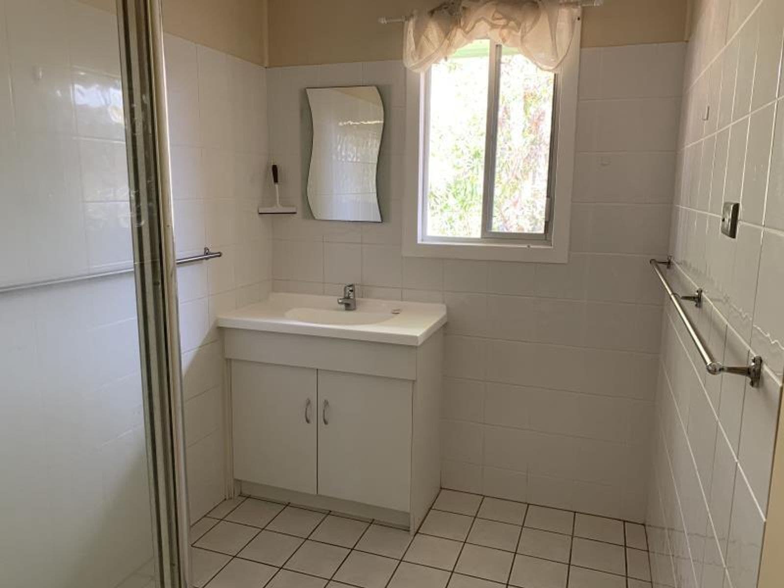 23 Cooper Street, Biloela QLD 4715, Biloela - Thumbnail 5