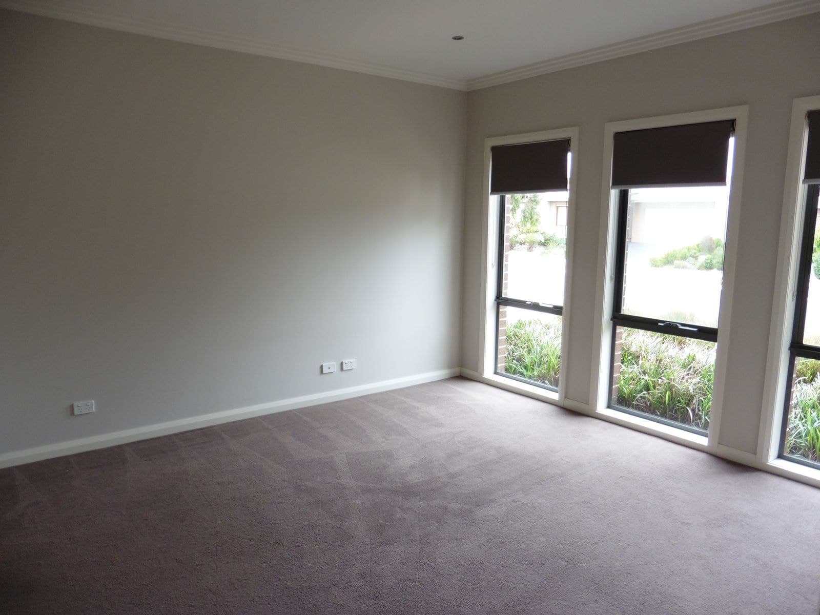 27 Seychelles Street, Point Cook VIC 3030, Point Cook - Thumbnail 2
