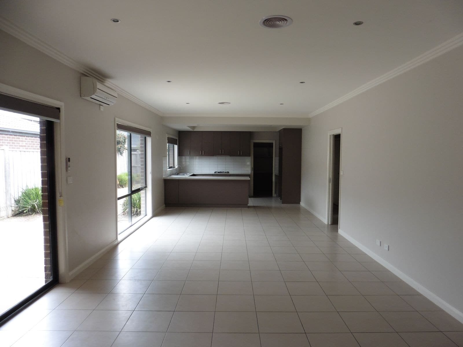 27 Seychelles Street, Point Cook VIC 3030, Point Cook - Thumbnail 5
